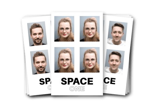 Fertig ausgedruckte Passfoto-Bögen zum Mitnehmen aus dem Passfotostudio Peuerbach